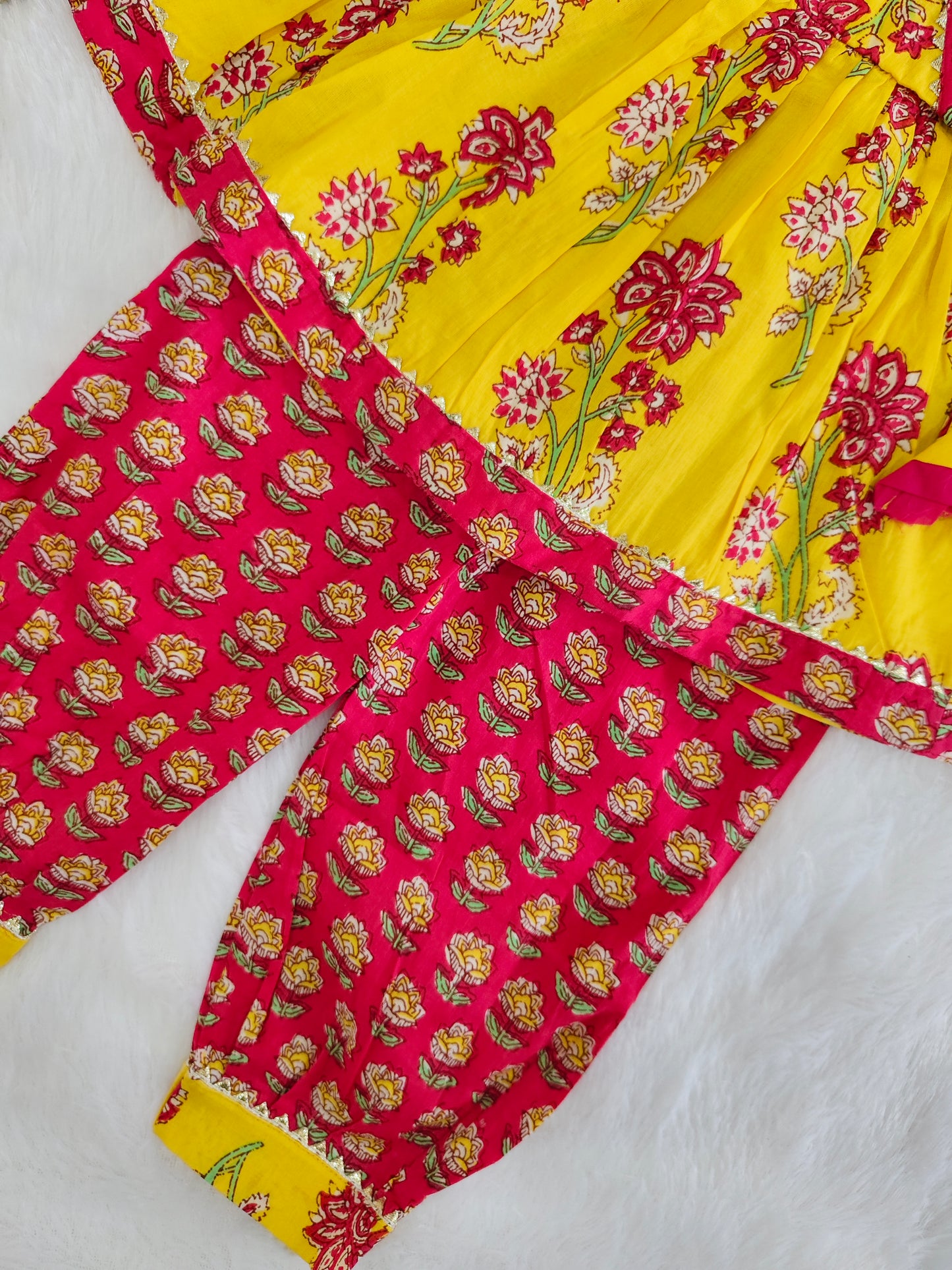 Radha Rani set