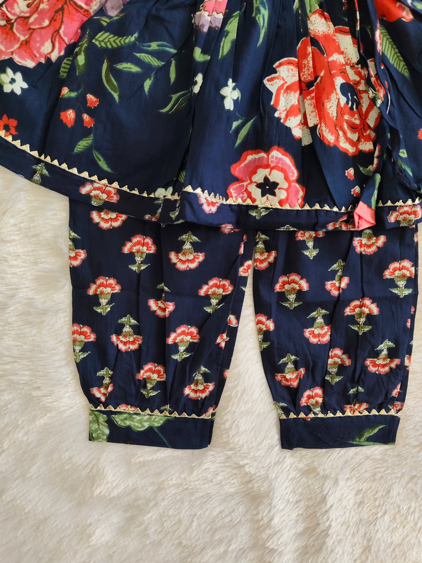 Coral bloom set