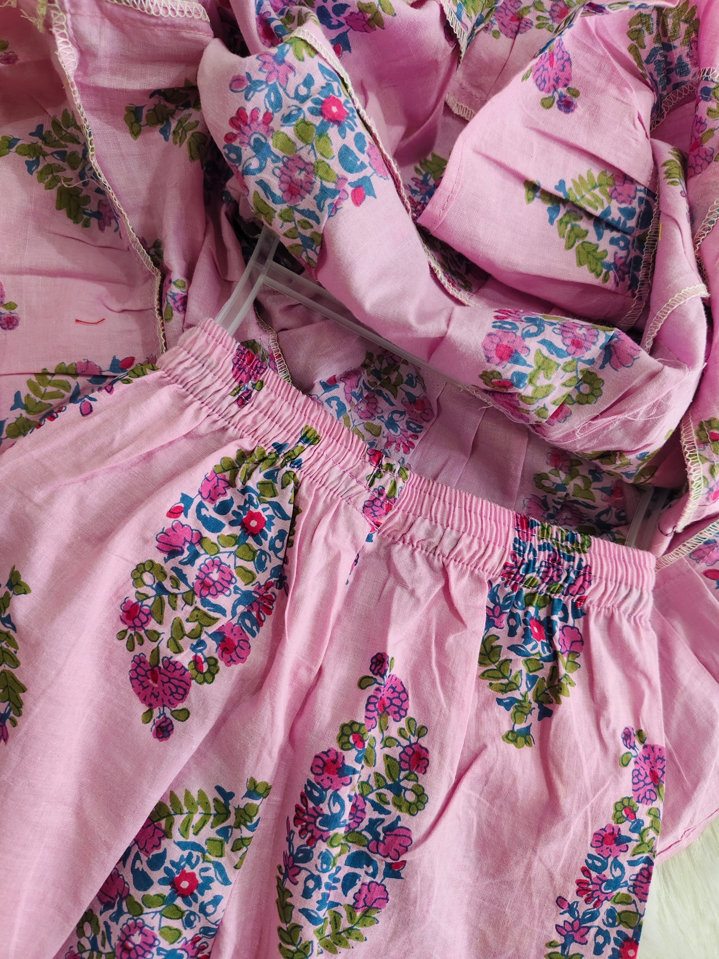 Gulnar Tiered Set