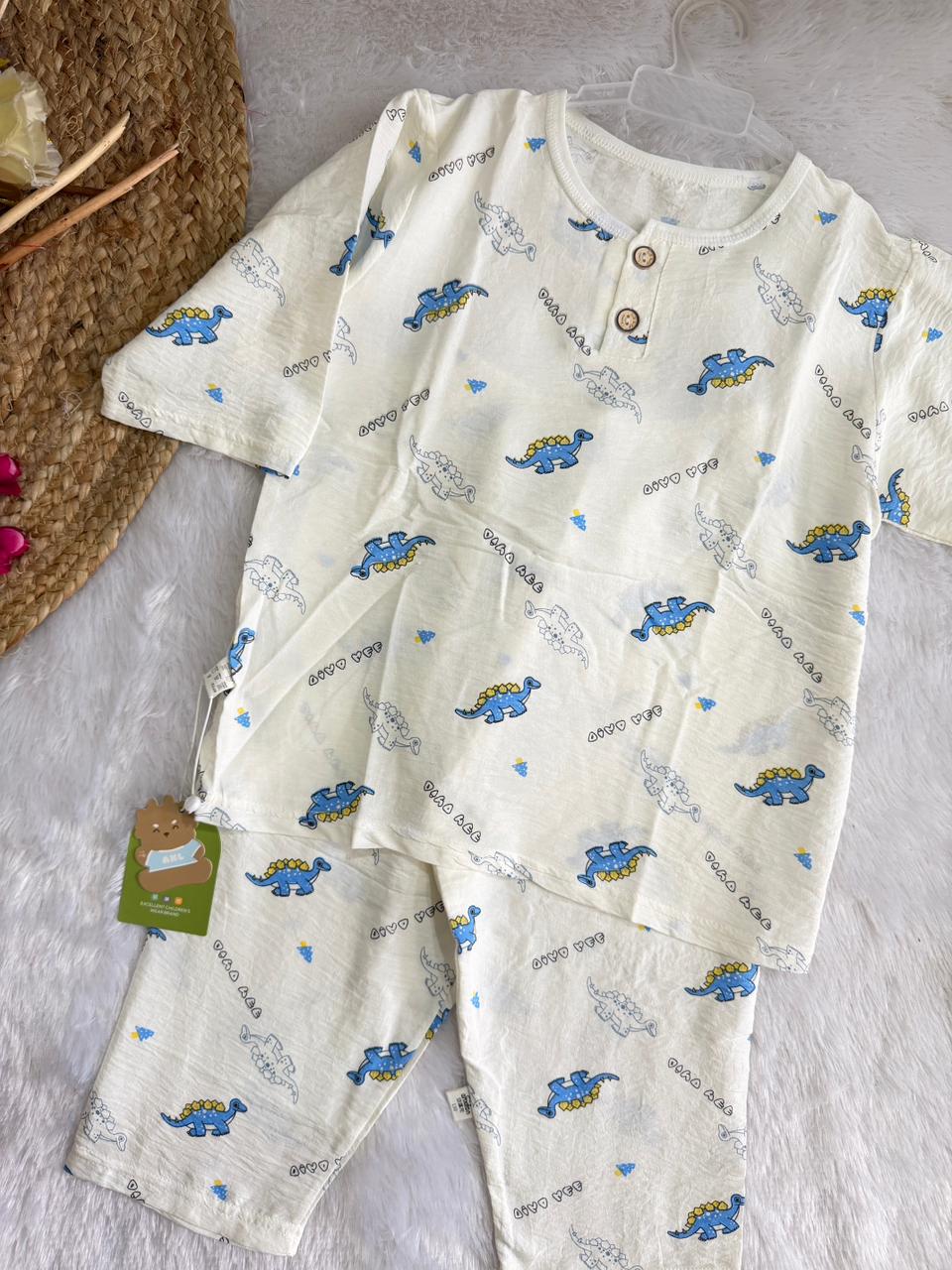 The Little Dino Club night Set