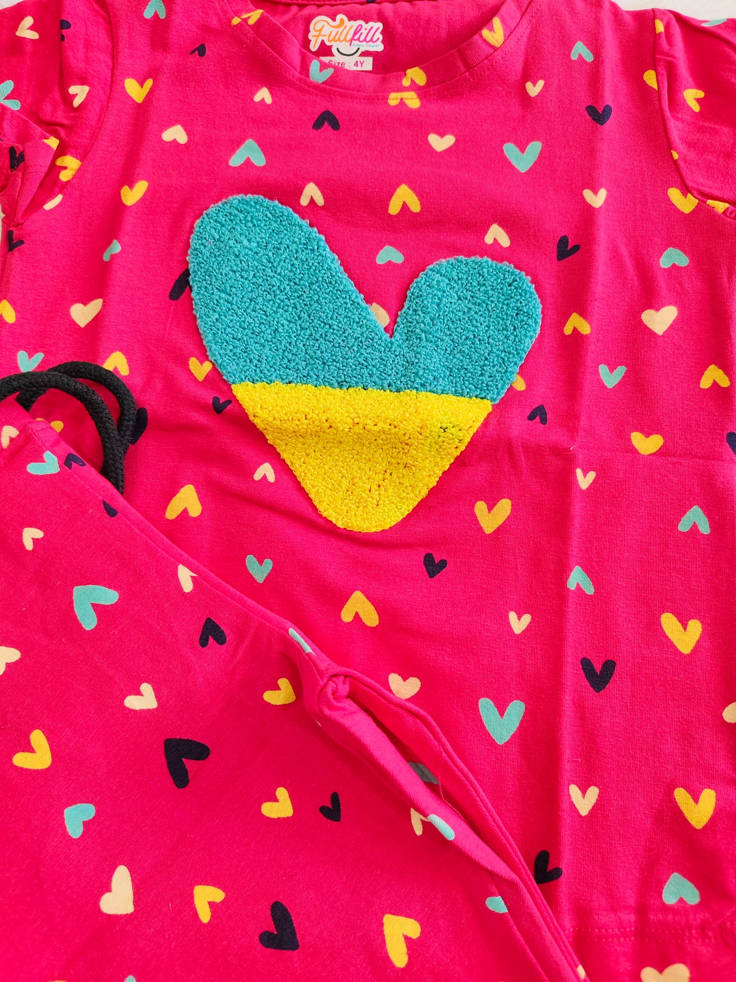 Heart design cord set