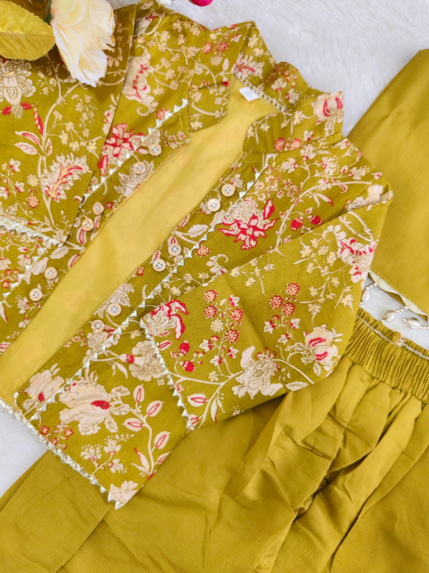 Classy ethnic set