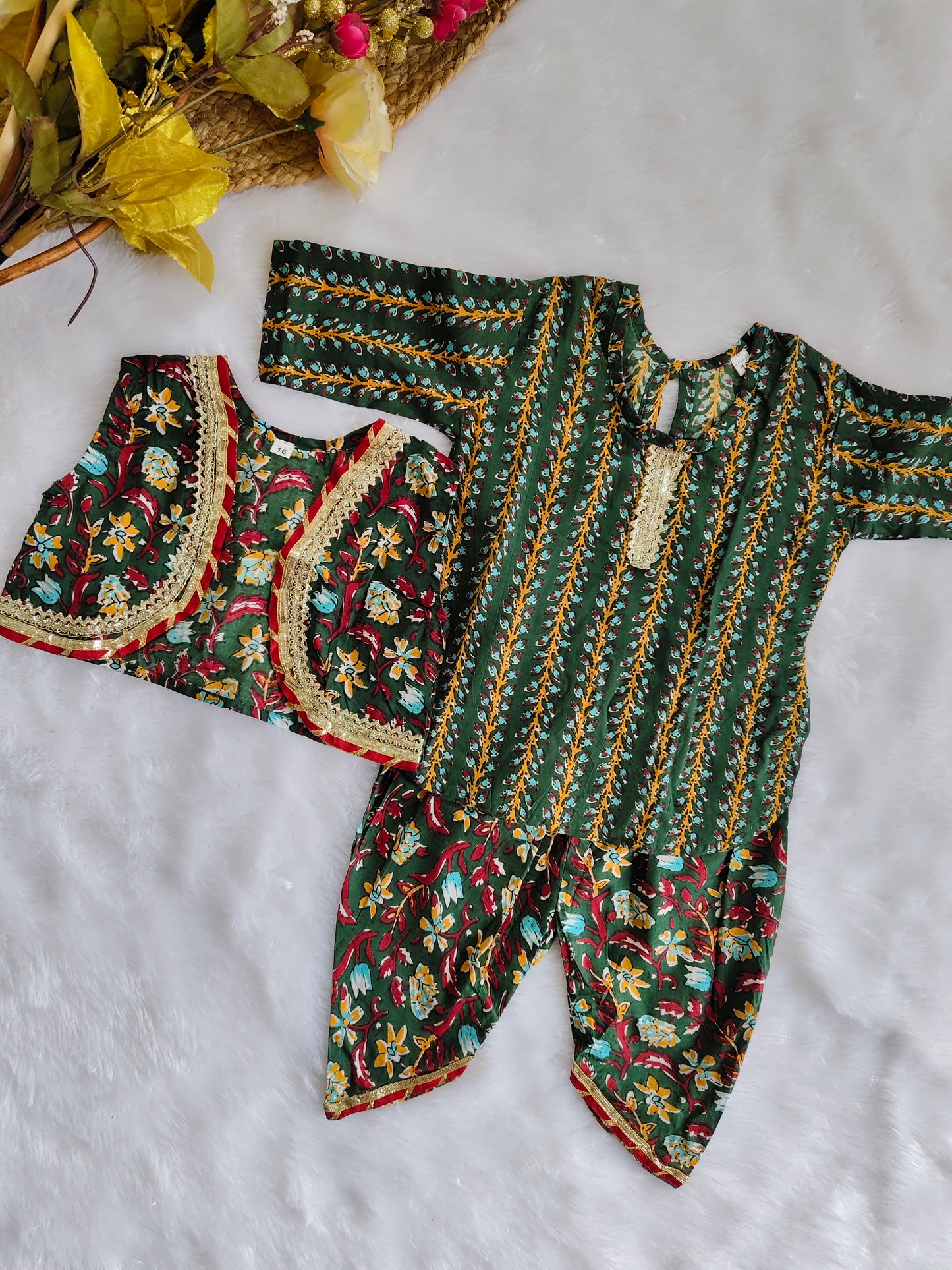 Classy ethnic set