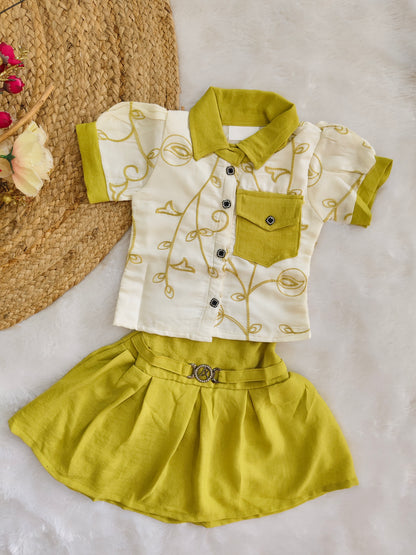 Bloom and berry outfit