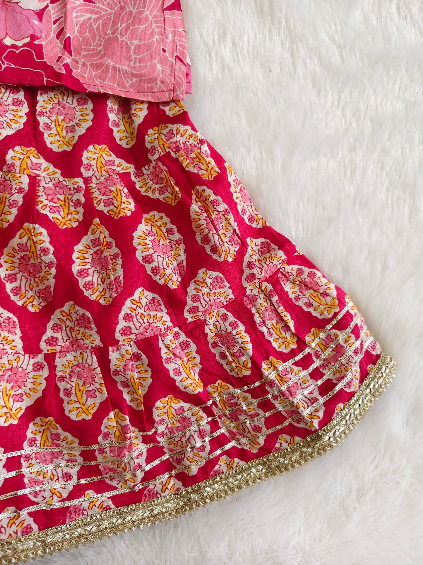 Ethnic set with plain & printed plazo pants