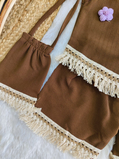 PetalTassel flower set with trendy sling bag