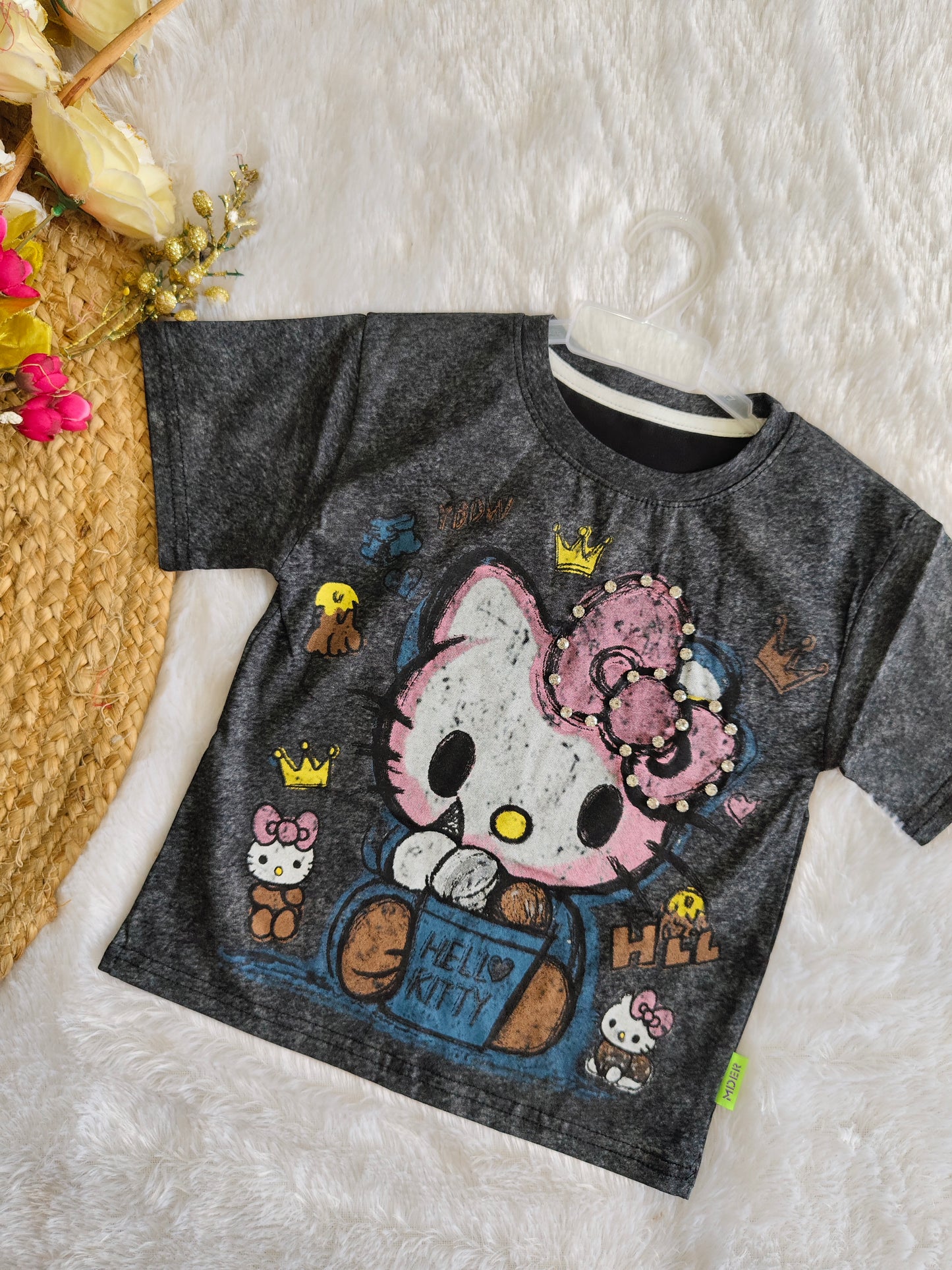 Hello kitty crown tshirt