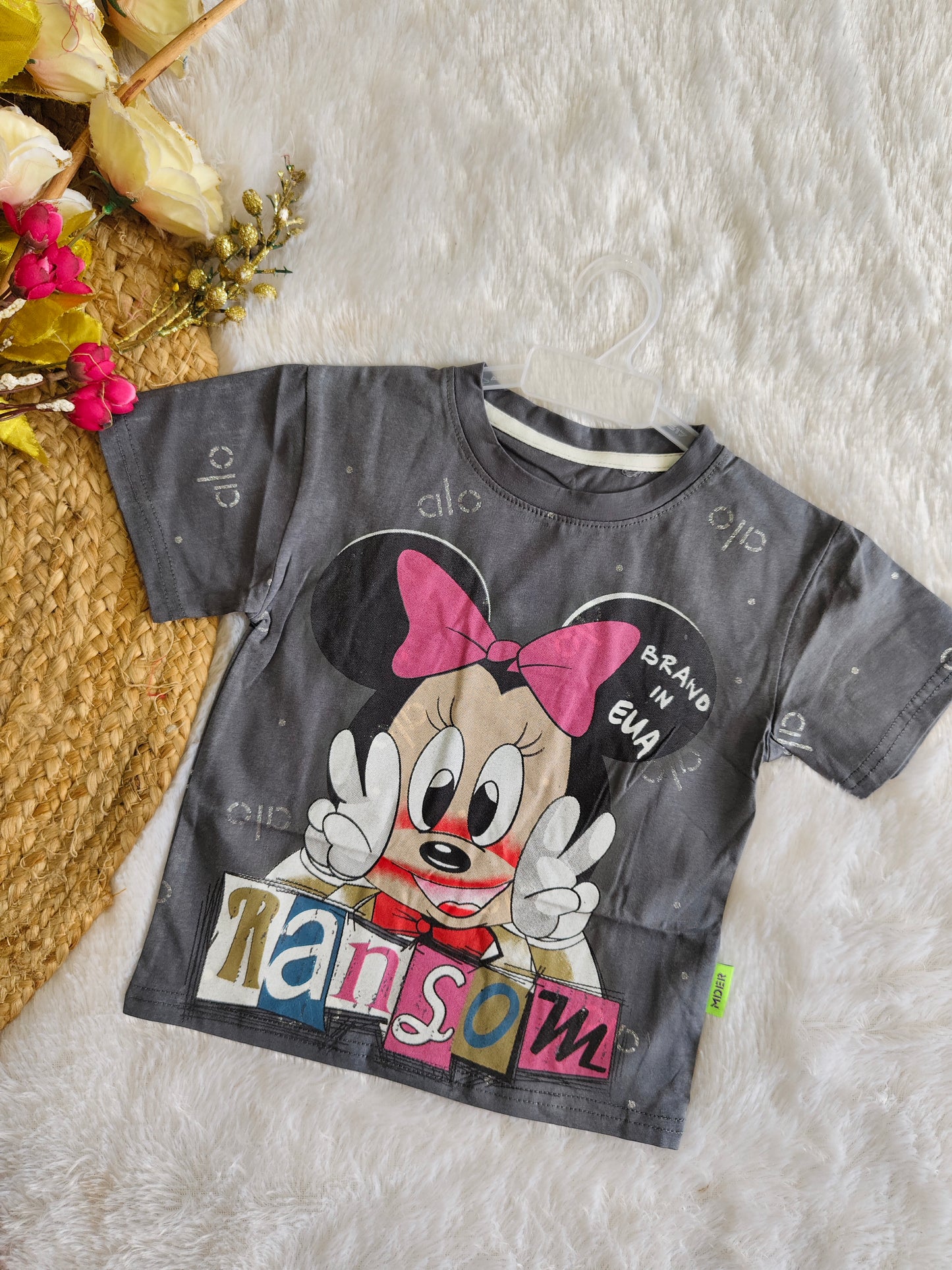 Minnie tshirt