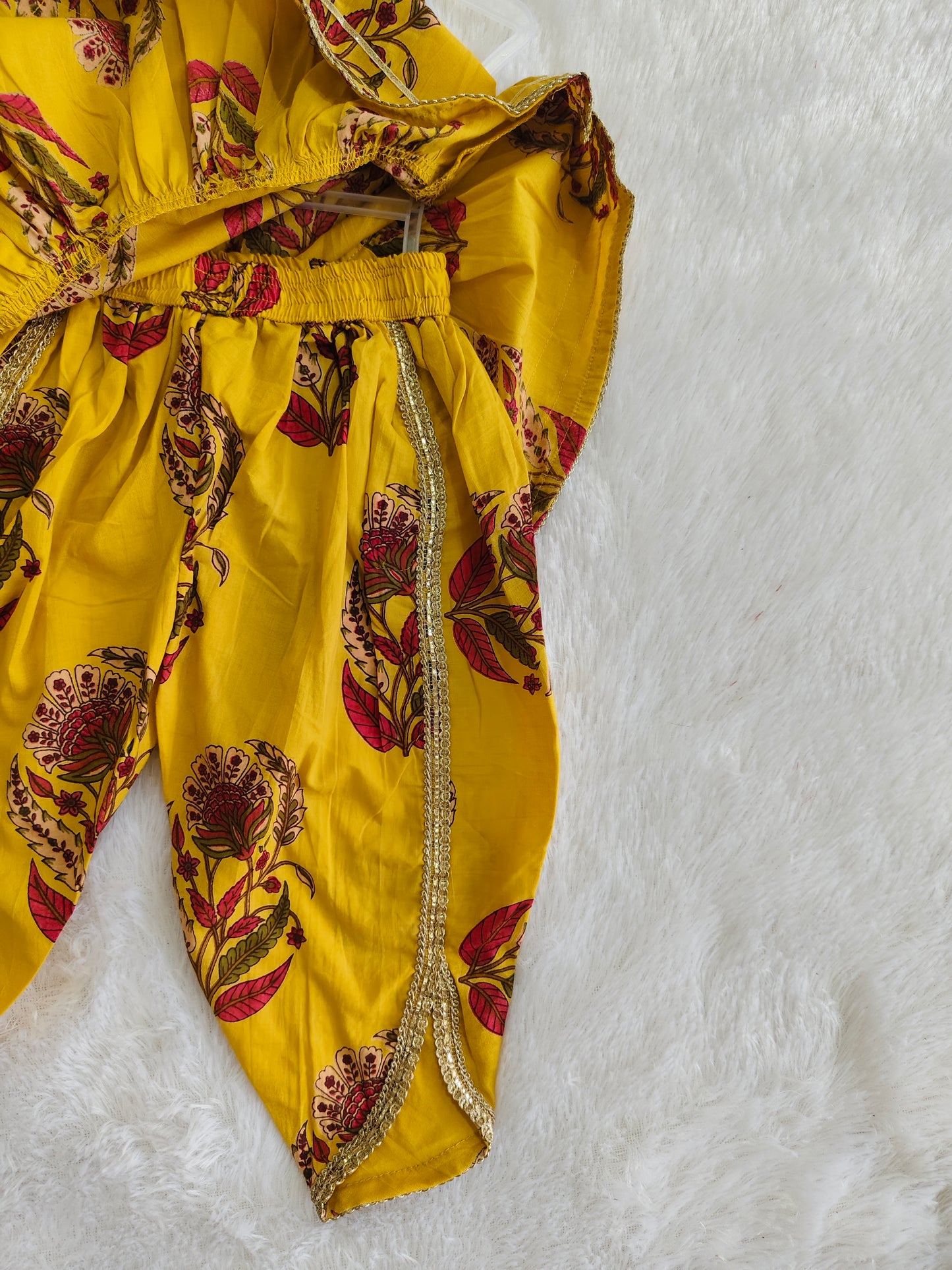 Yellow Lotus Charm Set