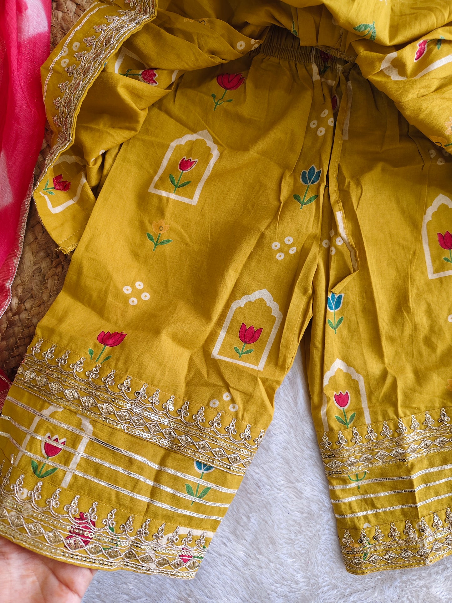 Kesari Tulip set
