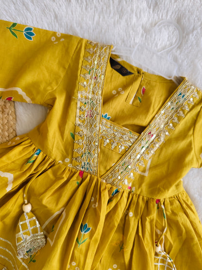 Kesari Tulip set