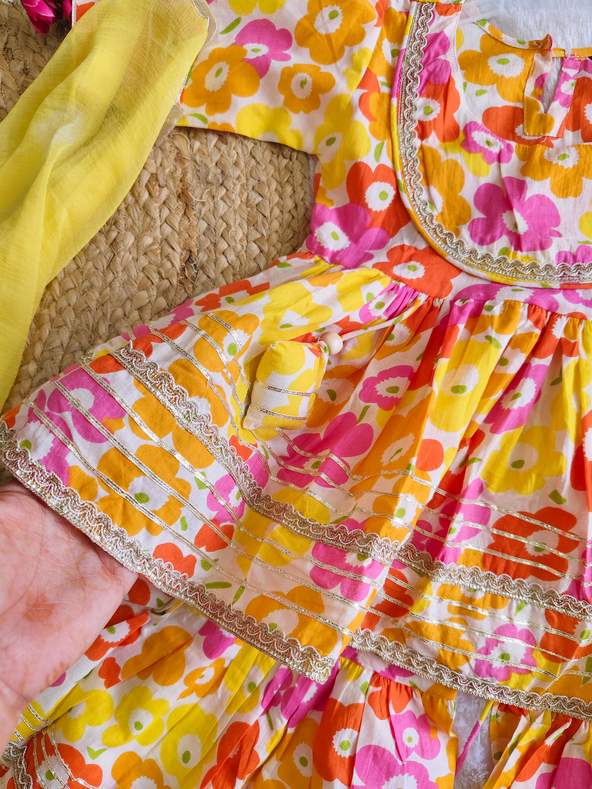 Phoolwari bloom ethnic Set