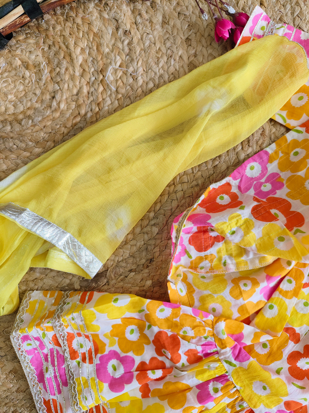 Phoolwari bloom ethnic Set
