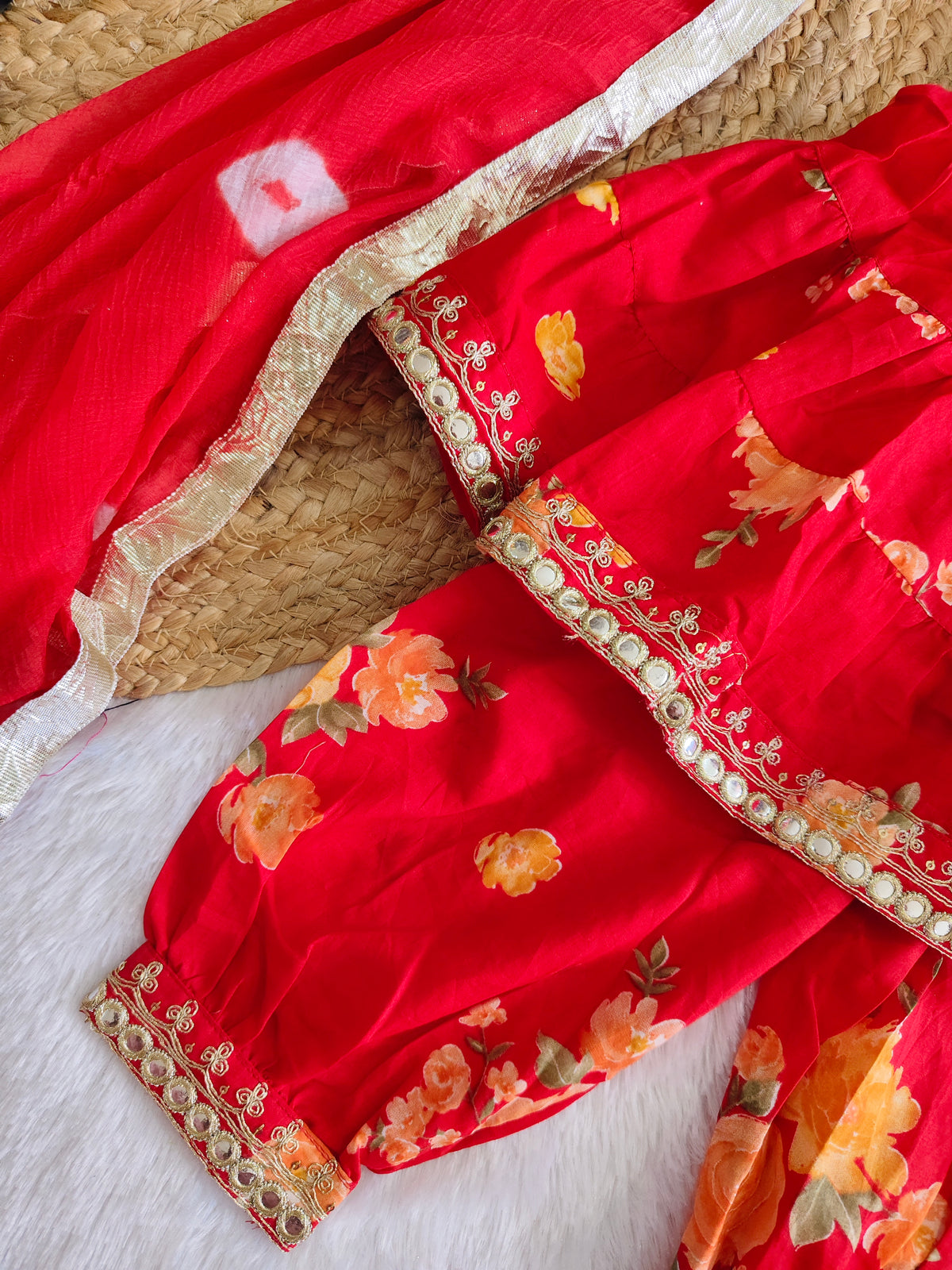 Kesariya Red ethnic set