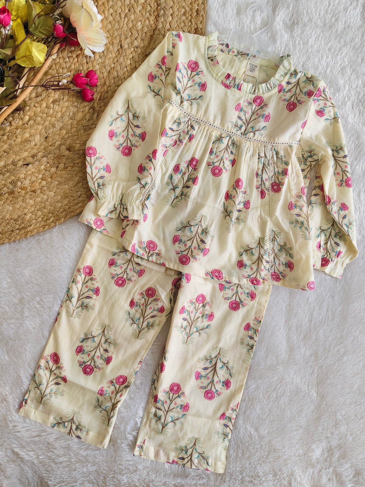 Cream & Pink Printed Lounge set