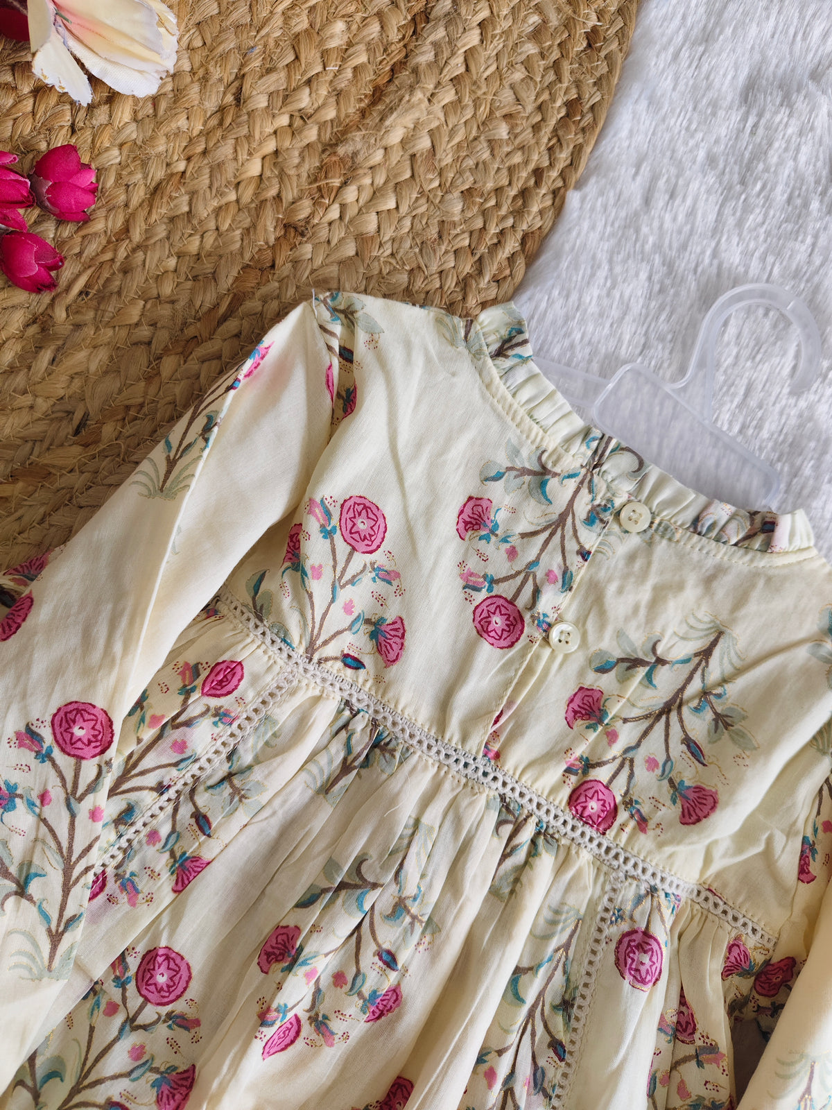 Cream & Pink Printed Lounge set