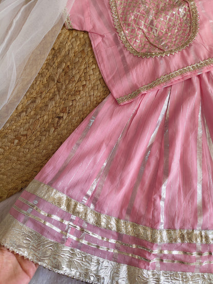 Gulabi Gota Lehenga set