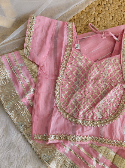 Gulabi Gota Lehenga set