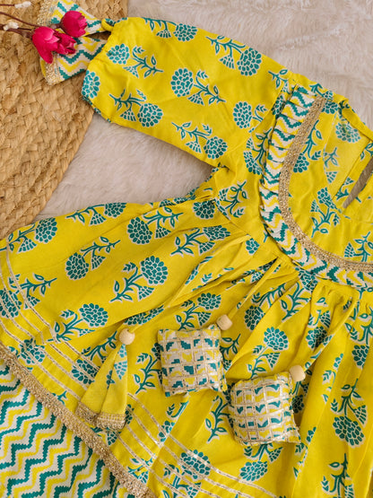 Yellow Daisy Suite