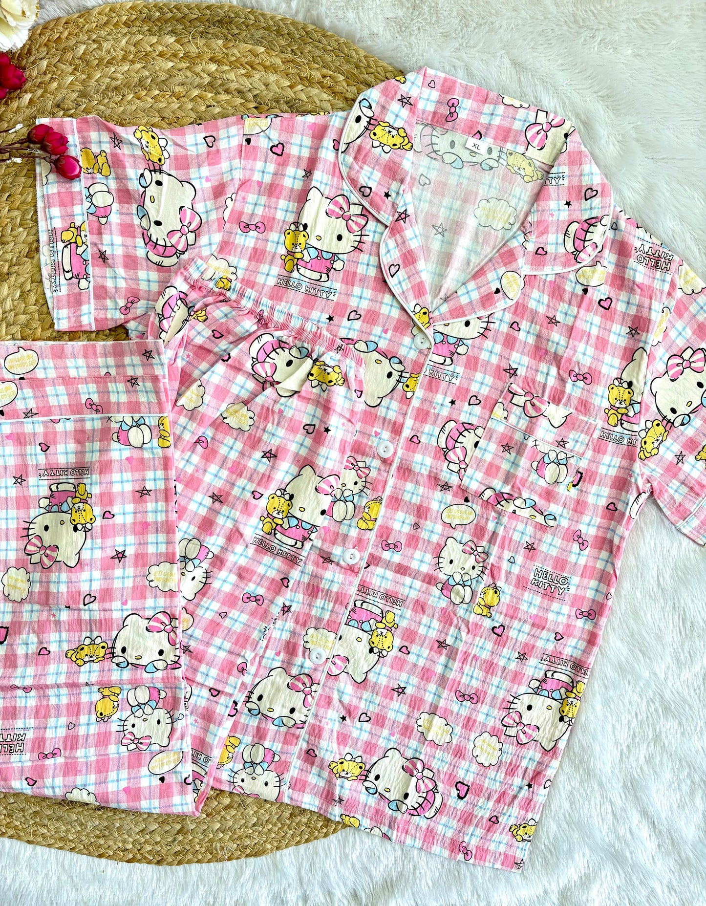Hello kitty pink night suit