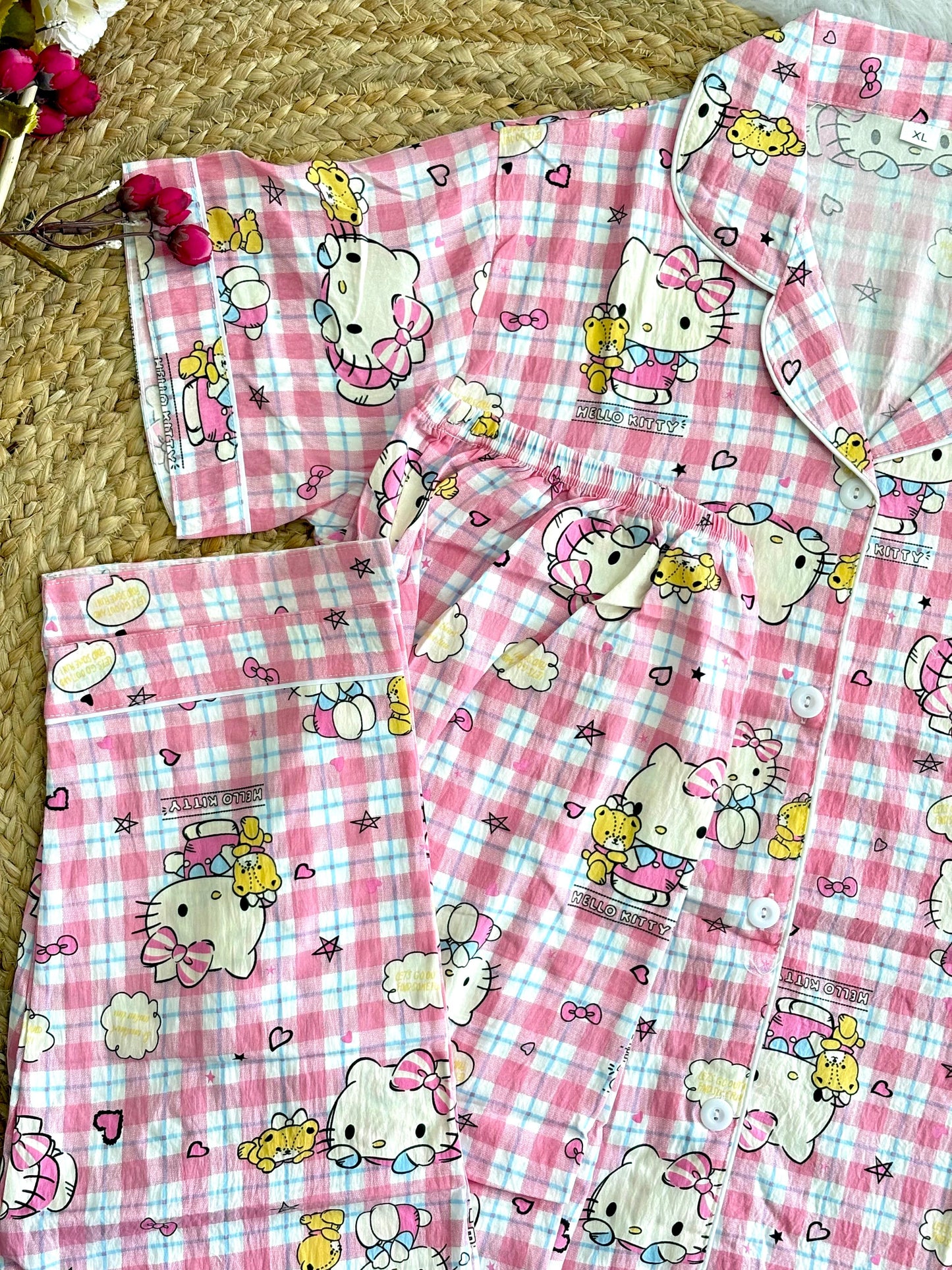 Hello kitty pink night suit