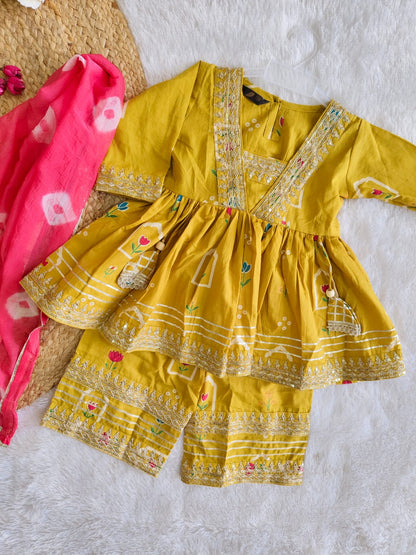 Kesari Tulip set