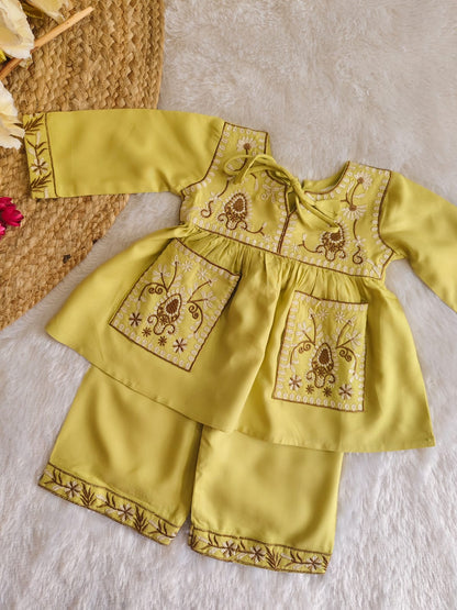 Embroidered Kurti Set