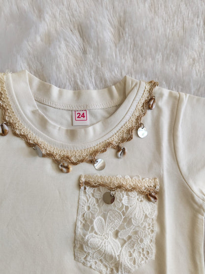 Charm bloom top