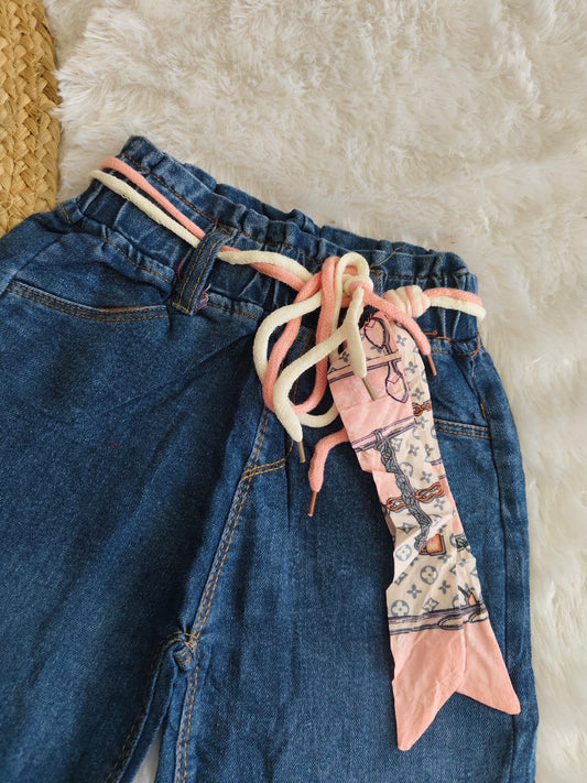 Trendy scarf Jeans