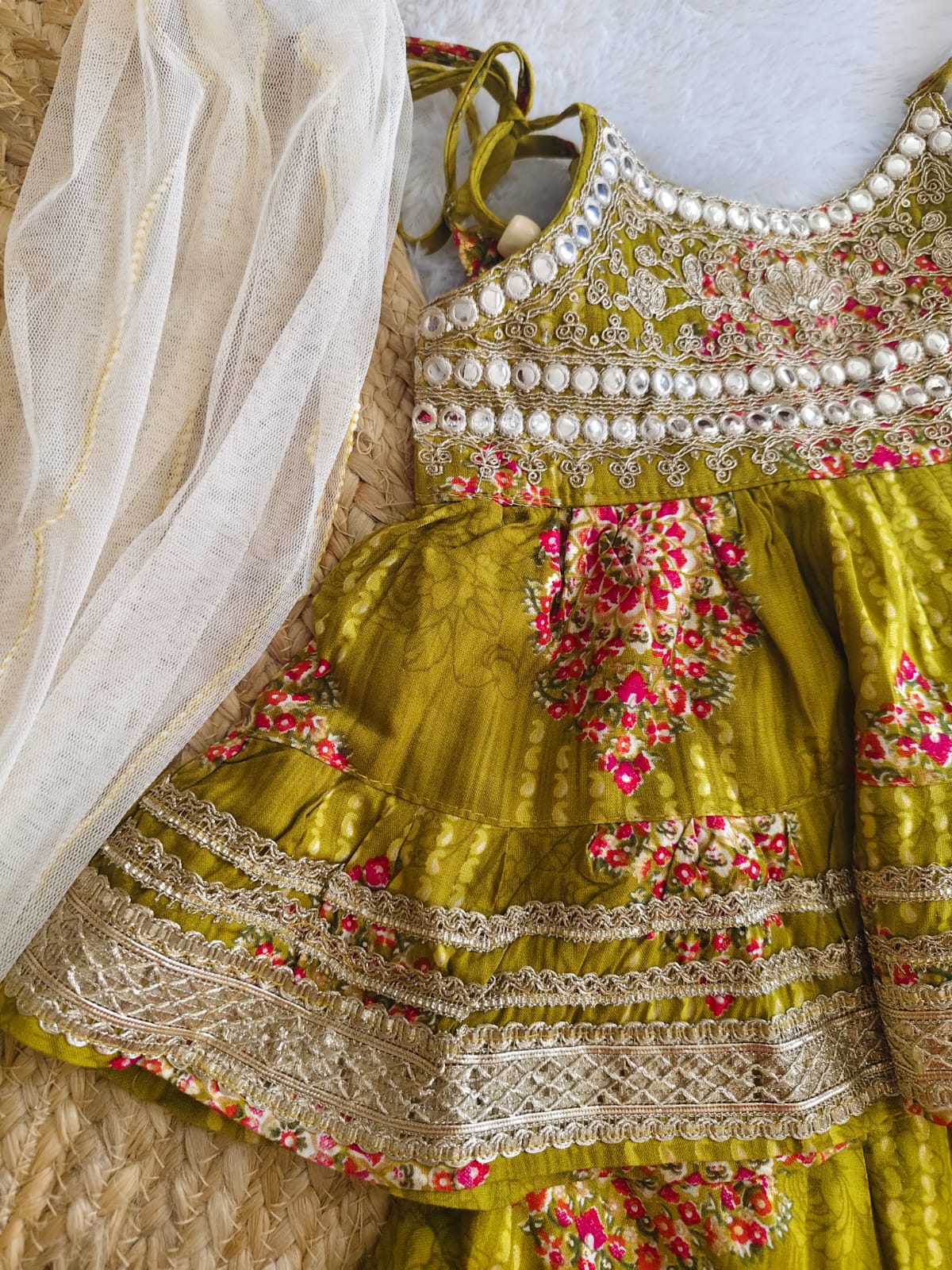 Olive Noor Ethnic set