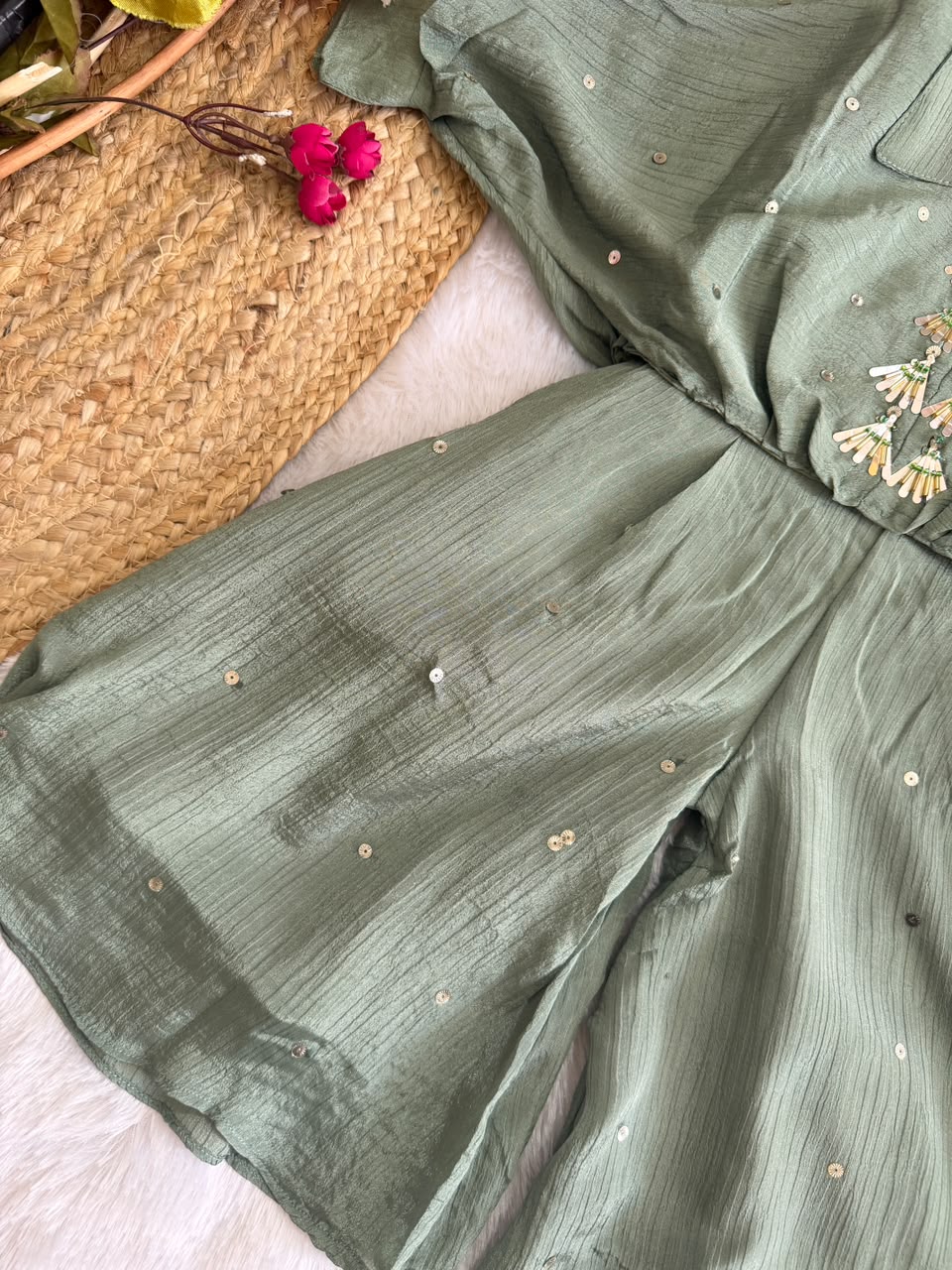The Tassel olive Set